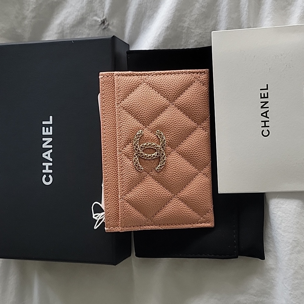 NWT Chanel Cardholder